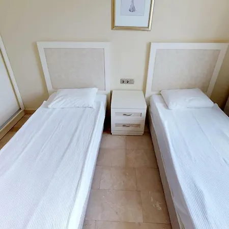 Gold 3+1 Flat In With Free Aqua Park Apartament Alanya